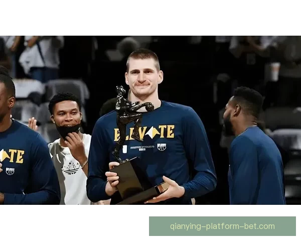 掘金官方力挺MVP 约基奇40分13篮板8助攻完爆文班